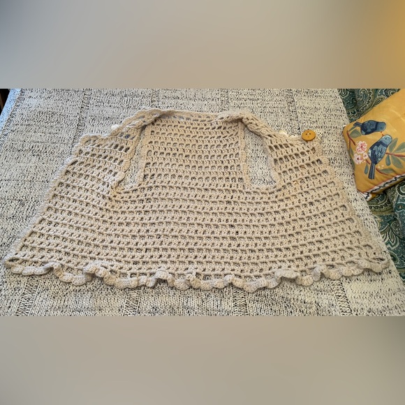 Vintage Handmade Crochet Boho Sweater Vest with Flower Appliqués Beige Cream EUC - Picture 5 of 7